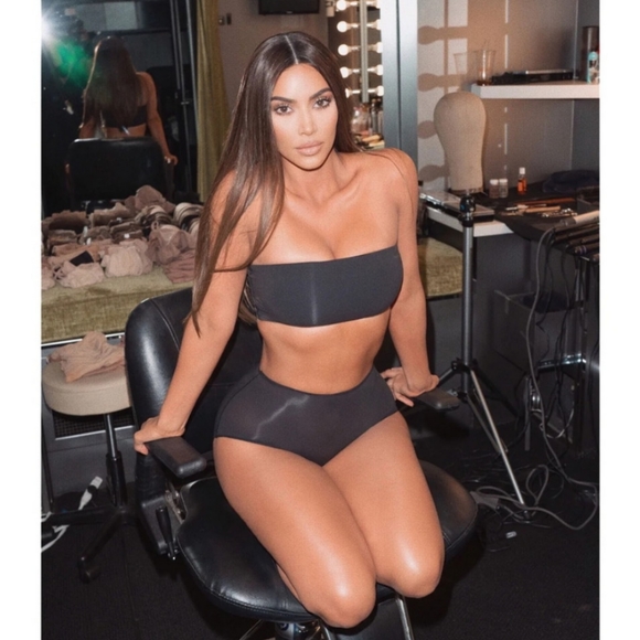 New Skims Fits Everybody Bandeau Bra Black Onyx XL - Picture 6 of 7